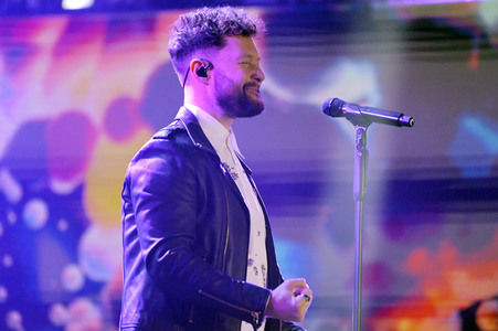 Silvestershow 'Celebrate at the Gate - Willkommen 2023' in Berlin