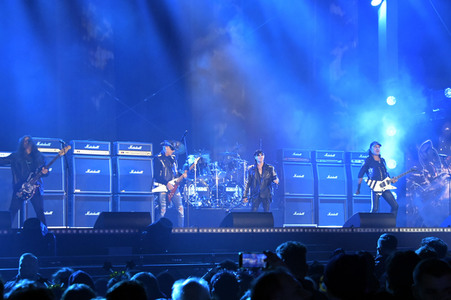 Silvestershow 'Celebrate at the Gate - Willkommen 2023' in Berlin