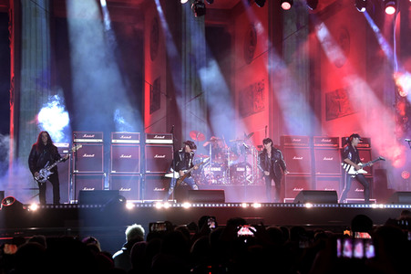Silvestershow 'Celebrate at the Gate - Willkommen 2023' in Berlin