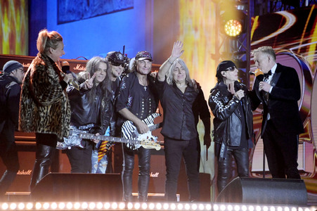 Silvestershow 'Celebrate at the Gate - Willkommen 2023' in Berlin