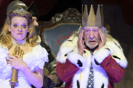 Theaterprobe 'Der König stirbt' in Dessau-Roßlau