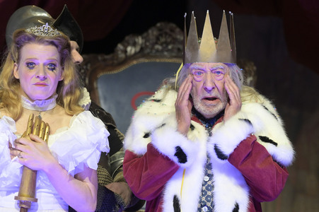 Theaterprobe 'Der König stirbt' in Dessau-Roßlau