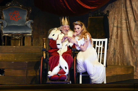 Theaterprobe 'Der König stirbt' in Dessau-Roßlau