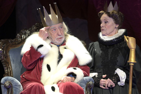 Theaterprobe 'Der König stirbt' in Dessau-Roßlau