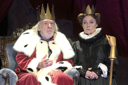 Theaterprobe 'Der König stirbt' in Dessau-Roßlau