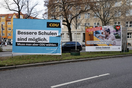 Wahlkampagne zur Wiederholungswahl zum Abgeordnetenhaus in Berlin