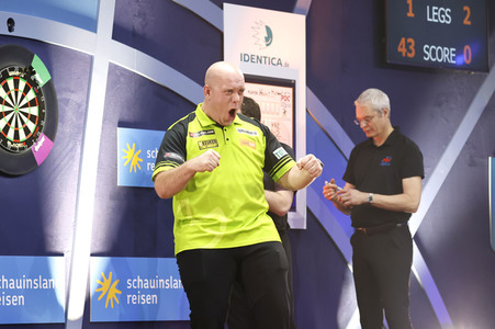 Promi-Darts-WM 2023 in Düsseldorf