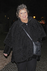 Theaterpremiere 'Eines langen Tages Reise in die Nacht' in Berlin