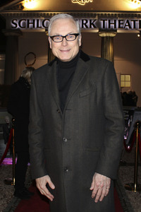 Theaterpremiere 'Eines langen Tages Reise in die Nacht' in Berlin