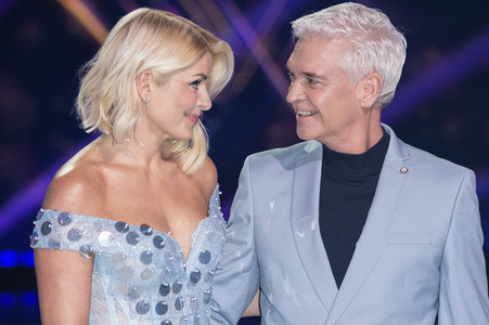 Photocall 'Dancing on Ice' in London