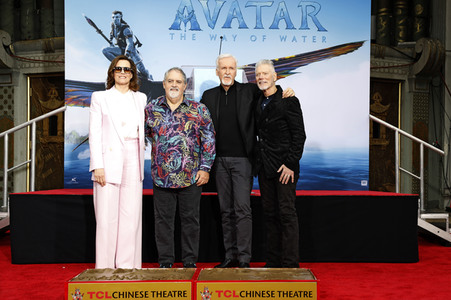 Hand and Footprint Ceremony mit James Cameron und Jon Landau in Los Angeles