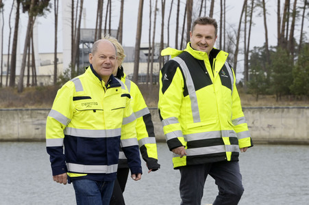 Offizielle Inbetriebnahme des LNG-Terminals 'Deutsche Ostsee' in Lubmin
