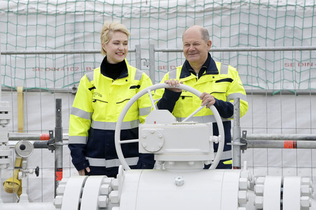 Offizielle Inbetriebnahme des LNG-Terminals 'Deutsche Ostsee' in Lubmin