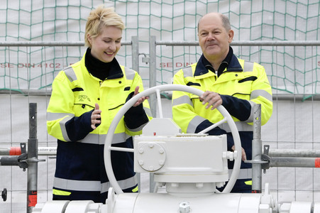 Offizielle Inbetriebnahme des LNG-Terminals 'Deutsche Ostsee' in Lubmin