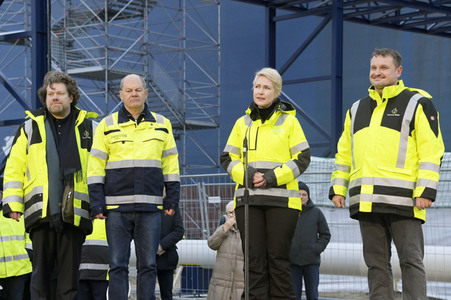 Offizielle Inbetriebnahme des LNG-Terminals 'Deutsche Ostsee' in Lubmin