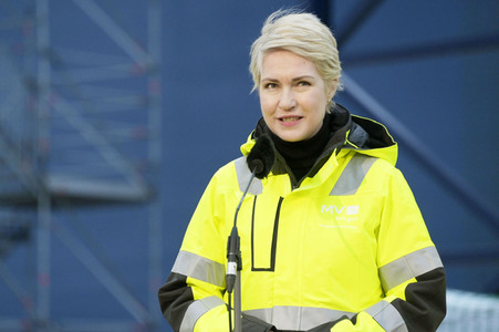 Offizielle Inbetriebnahme des LNG-Terminals 'Deutsche Ostsee' in Lubmin