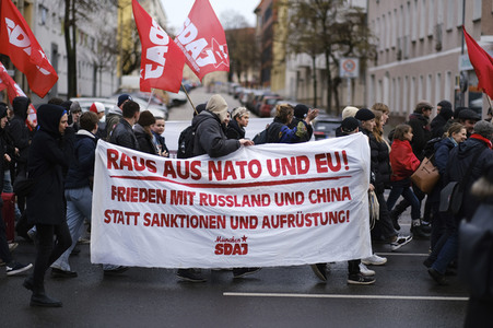 Demonstration zum Jahrestag der Ermordung von Liebknecht und Luxemburg in Berlin