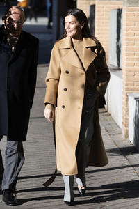 Königin Letizia besucht eine Sitzung der FEDER in Madrid