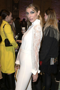 Marcel Ostertag Fashion Show auf der Berlin Fashion Week A/W 2023