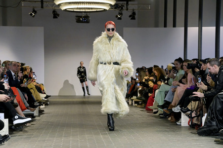 Marcel Ostertag Fashion Show auf der Berlin Fashion Week A/W 2023