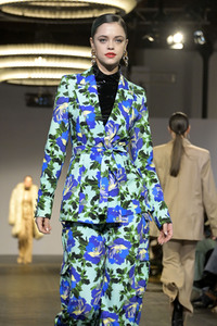 Marcel Ostertag Fashion Show auf der Berlin Fashion Week A/W 2023