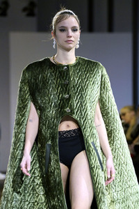 Rebekka Ruetz Fashion Show auf der Berlin Fashion Week A/W 2023