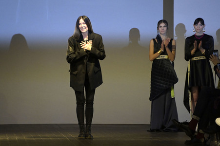 Rebekka Ruetz Fashion Show auf der Berlin Fashion Week A/W 2023