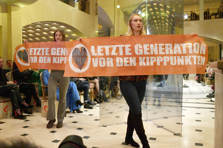 Anja Gockel Fashion Show auf der Berlin Fashion Week A/W 2023