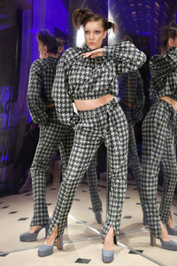 Anja Gockel Fashion Show auf der Berlin Fashion Week A/W 2023