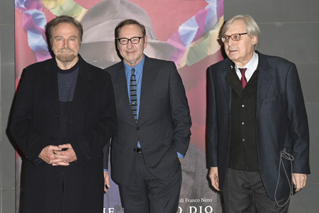 Filmpremiere 'L'uomo che disegnò Dio' in Rom