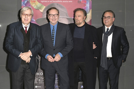 Filmpremiere 'L'uomo che disegnò Dio' in Rom