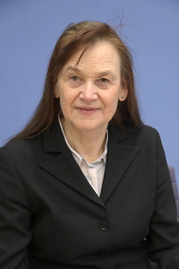 Bundespressekonferenz Wege zur Stärkung der Resilienz des deutschen Gesundheitssystems in Berlin
