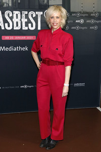 Seienpremiere 'Asbest' in Berlin
