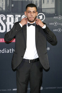 Seienpremiere 'Asbest' in Berlin