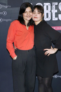 Seienpremiere 'Asbest' in Berlin