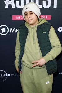 Seienpremiere 'Asbest' in Berlin