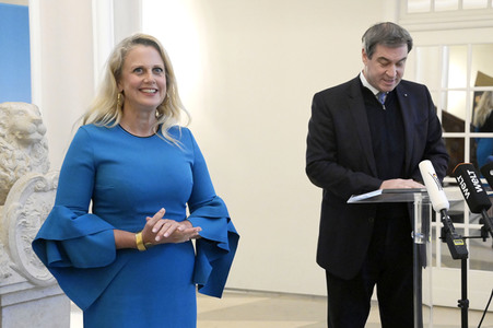 Verleihung des Bayerischen Verdienstordens an Barbara Schöneberger in Berlin