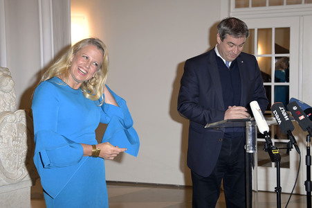 Verleihung des Bayerischen Verdienstordens an Barbara Schöneberger in Berlin