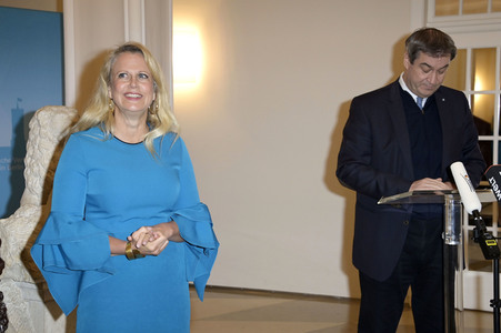 Verleihung des Bayerischen Verdienstordens an Barbara Schöneberger in Berlin