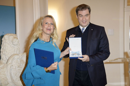 Verleihung des Bayerischen Verdienstordens an Barbara Schöneberger in Berlin