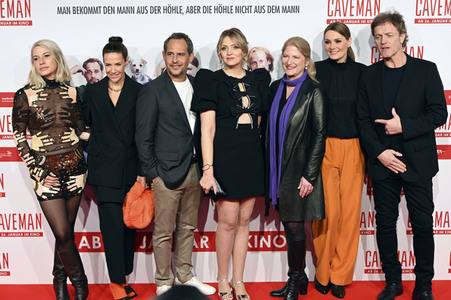Filmpremiere 'Caveman' in München