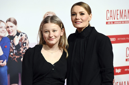 Filmpremiere 'Caveman' in München