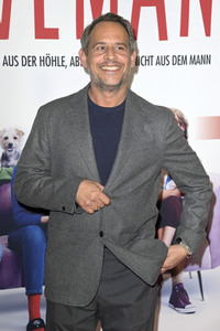 Filmpremiere 'Caveman' in Berlin
