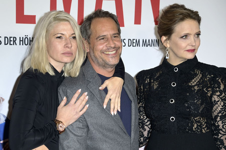 Filmpremiere 'Caveman' in Berlin