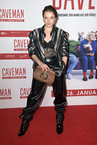 Filmpremiere 'Caveman' in Berlin