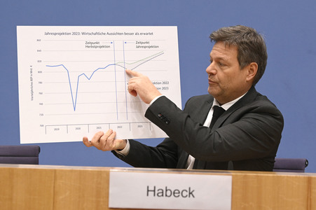 Bundespressekonferenz Vorstellung des Jahreswirtschaftsberichts 2023 in Berlin