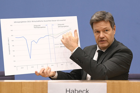 Bundespressekonferenz Vorstellung des Jahreswirtschaftsberichts 2023 in Berlin