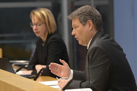 Bundespressekonferenz Vorstellung des Jahreswirtschaftsberichts 2023 in Berlin