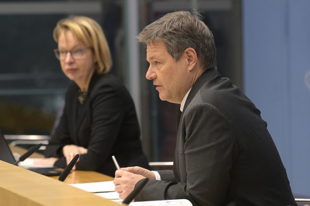 Bundespressekonferenz Vorstellung des Jahreswirtschaftsberichts 2023 in Berlin