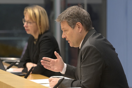 Bundespressekonferenz Vorstellung des Jahreswirtschaftsberichts 2023 in Berlin
